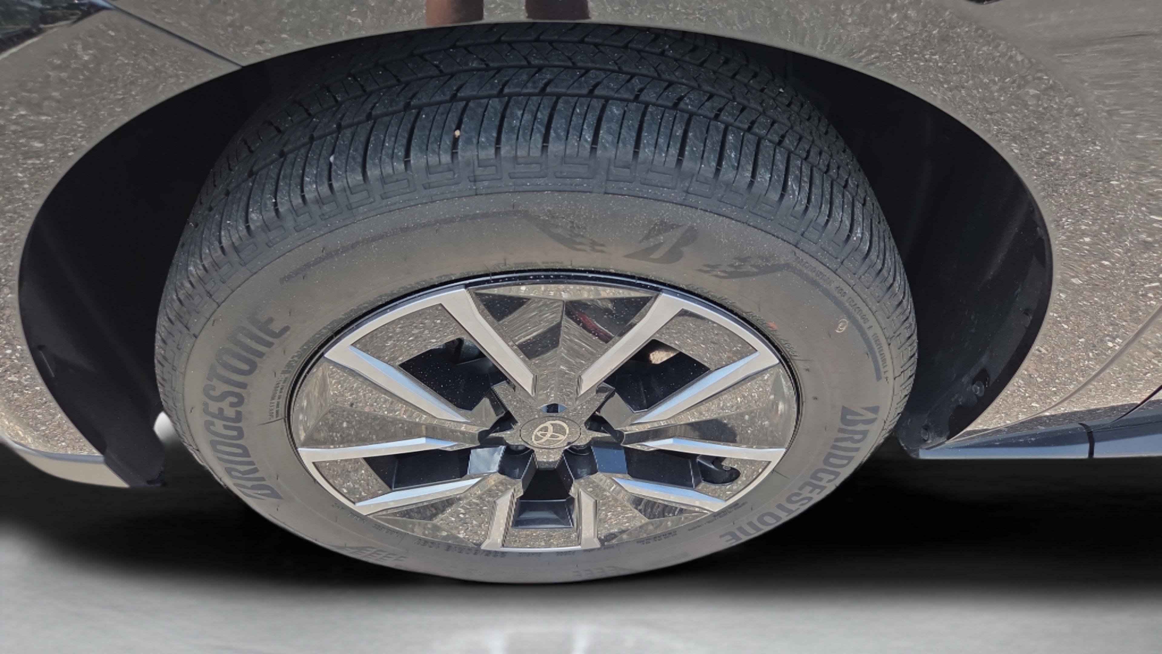 Certified 2026 Toyota bZ AWD/4WD image 28