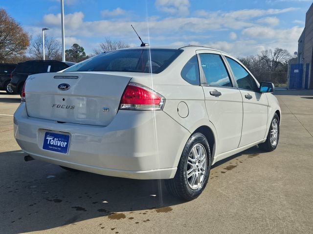 Used 2009 Ford Focus SE image 4