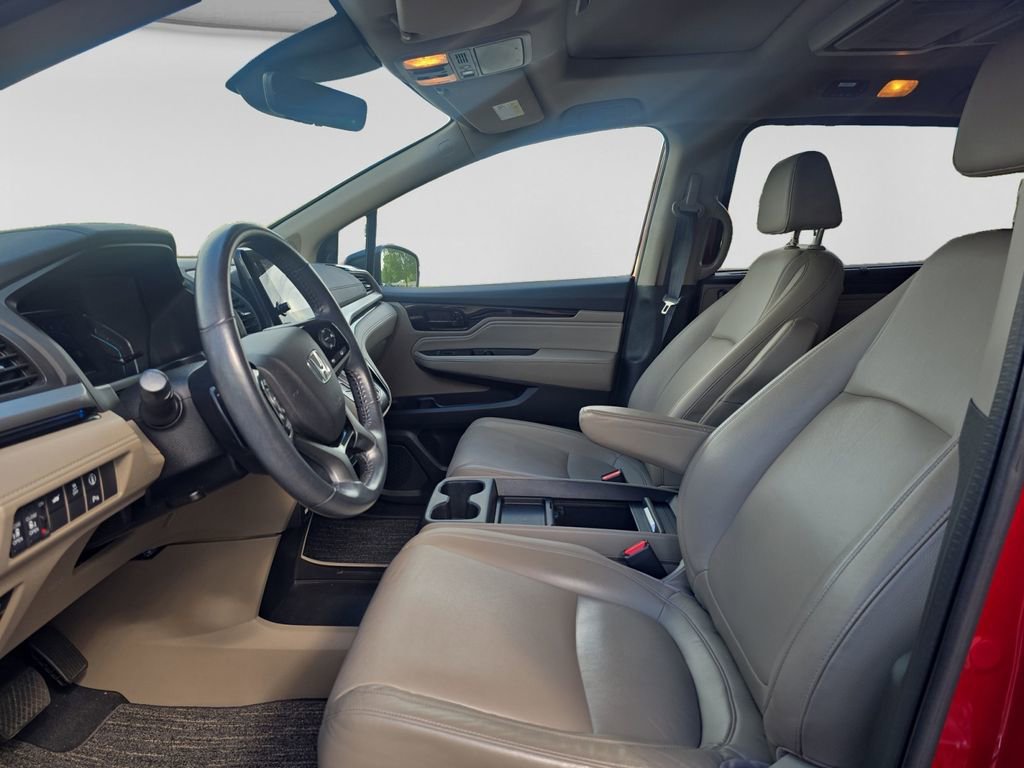 Used 2023 Honda Odyssey Touring image 10