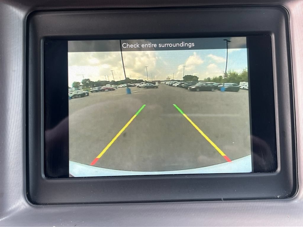 Used 2022 Dodge Charger SXT RWD image 21