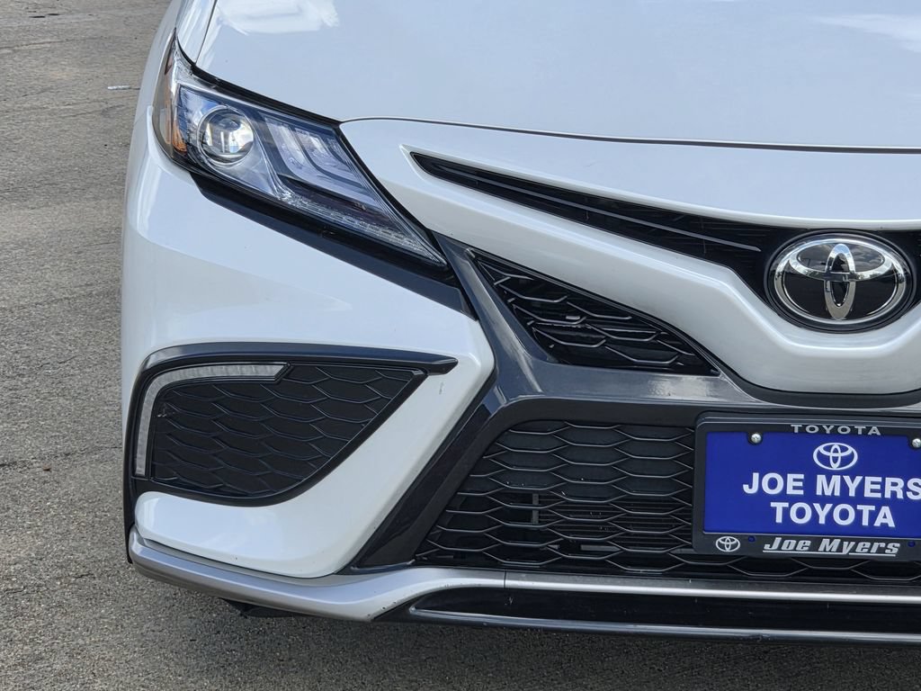 Used 2024 Toyota Camry XSE FWD image 5