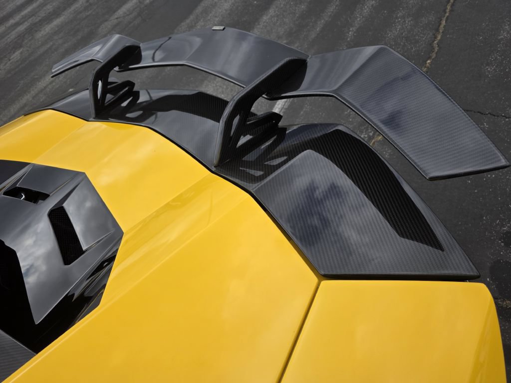 Used 2018 Lamborghini Aventador S AWD/4WD image 21