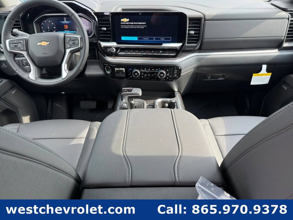 New 2026 Chevrolet Silverado 1500 LTZ w/ Technology Package AWD/4WD image 13