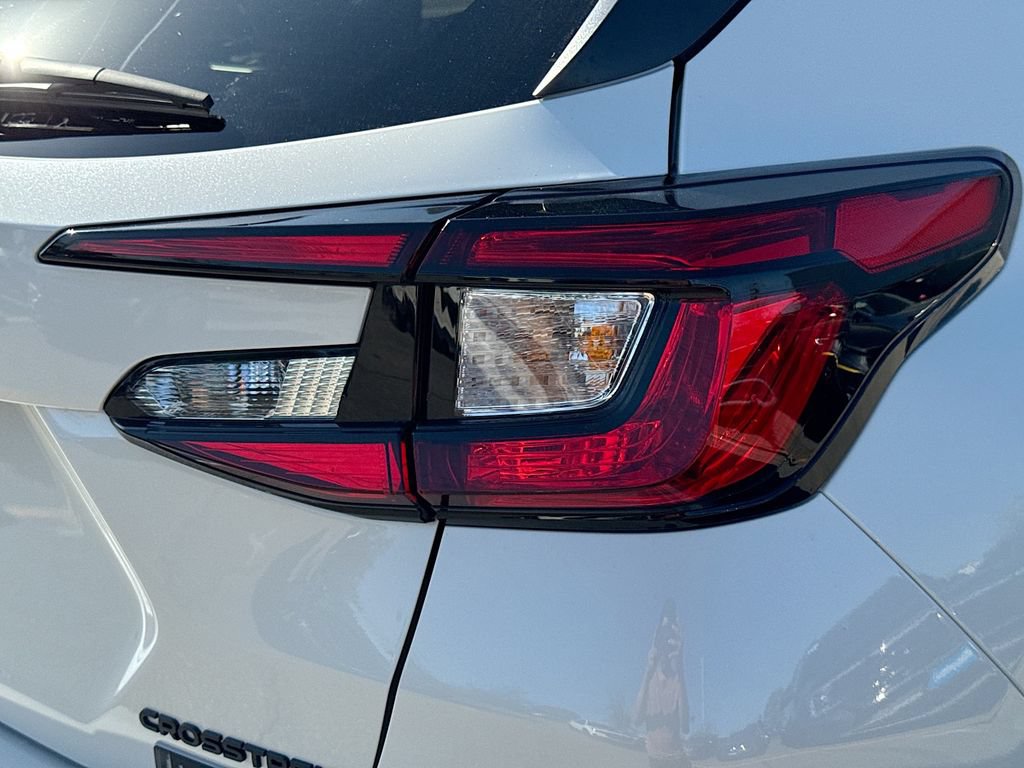 New 2026 Subaru Crosstrek 2.5i Limited w/ Crosstrek Mirror Package AWD/4WD image 34