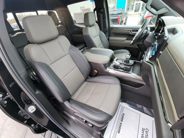 Used 2024 Chevrolet Silverado 1500 ZR2 w/ Technology Package image 14