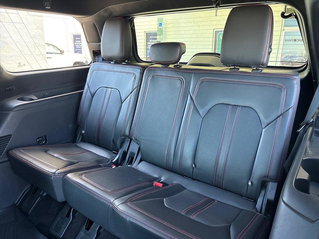 Used 2022 Ford Expedition Limited AWD/4WD image 11