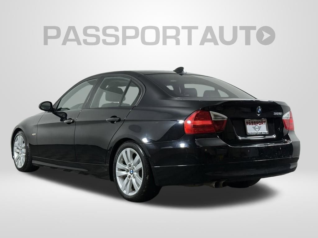 Used 2007 BMW 328i Sedan RWD image 5