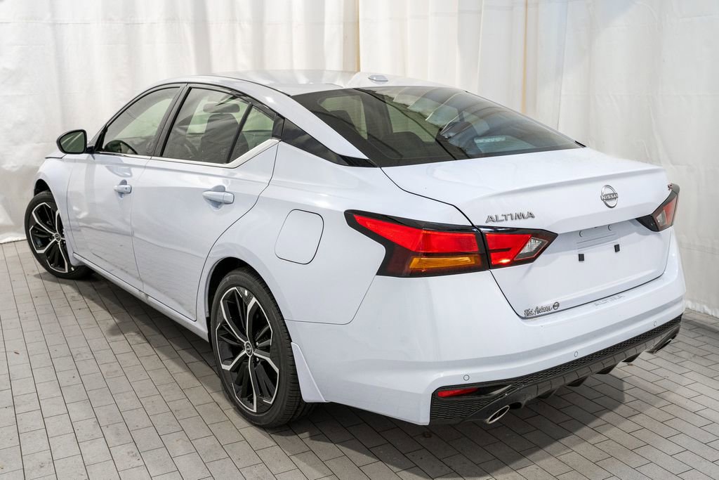 New 2025 Nissan Altima 2.5 SR image 4