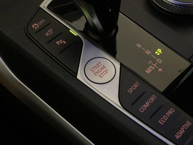 Used 2022 BMW M440i Convertible image 22