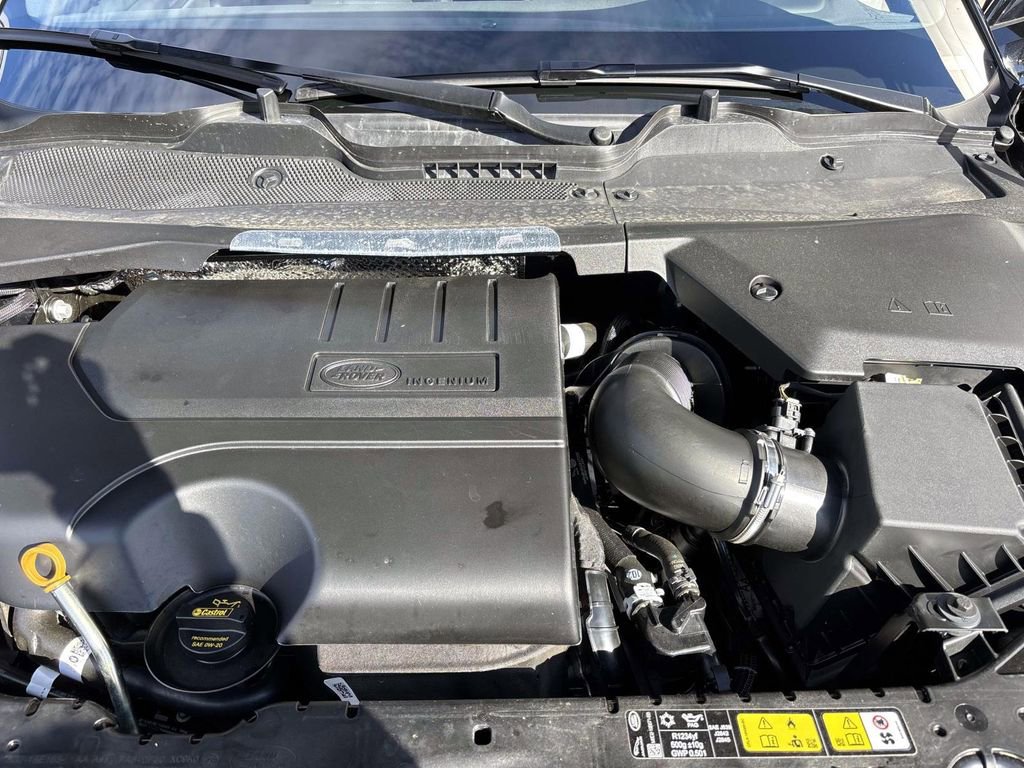 Certified 2026 Land Rover Range Rover Evoque S image 24