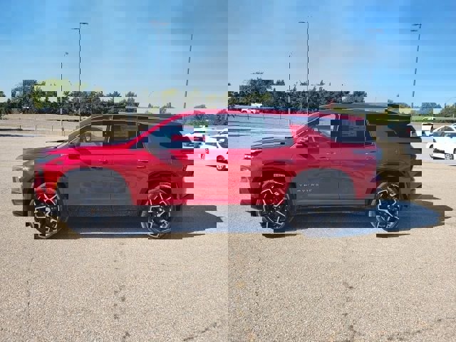 New 2026 Chevrolet Traverse High Country image 2