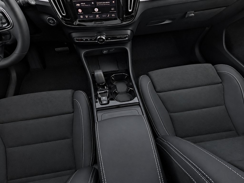New 2026 Volvo XC40 B5 Ultra w/ Climate Package AWD/4WD image 14
