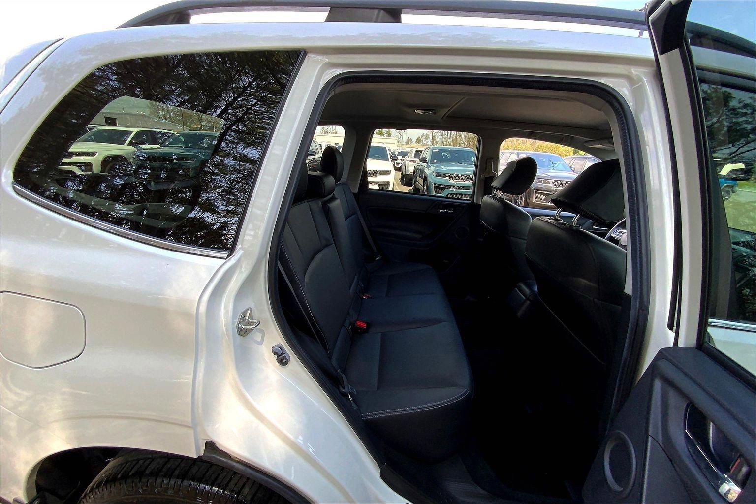 Used 2015 Subaru Forester 2.0XT Touring w/ Eyesight & Navigation System image 14