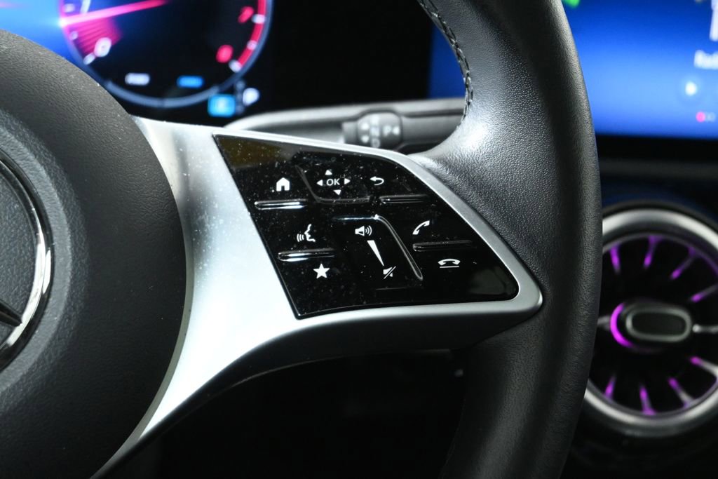 Certified 2025 Mercedes-Benz CLA 250 4MATIC image 17