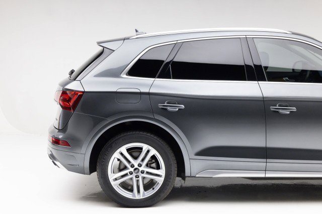 Used 2021 Audi Q5 e Premium w/ Convenience Package image 35