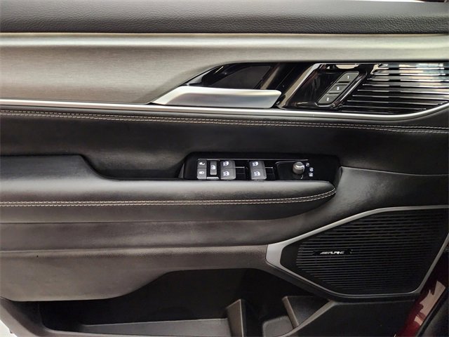 Used 2025 Jeep Wagoneer Series II image 23