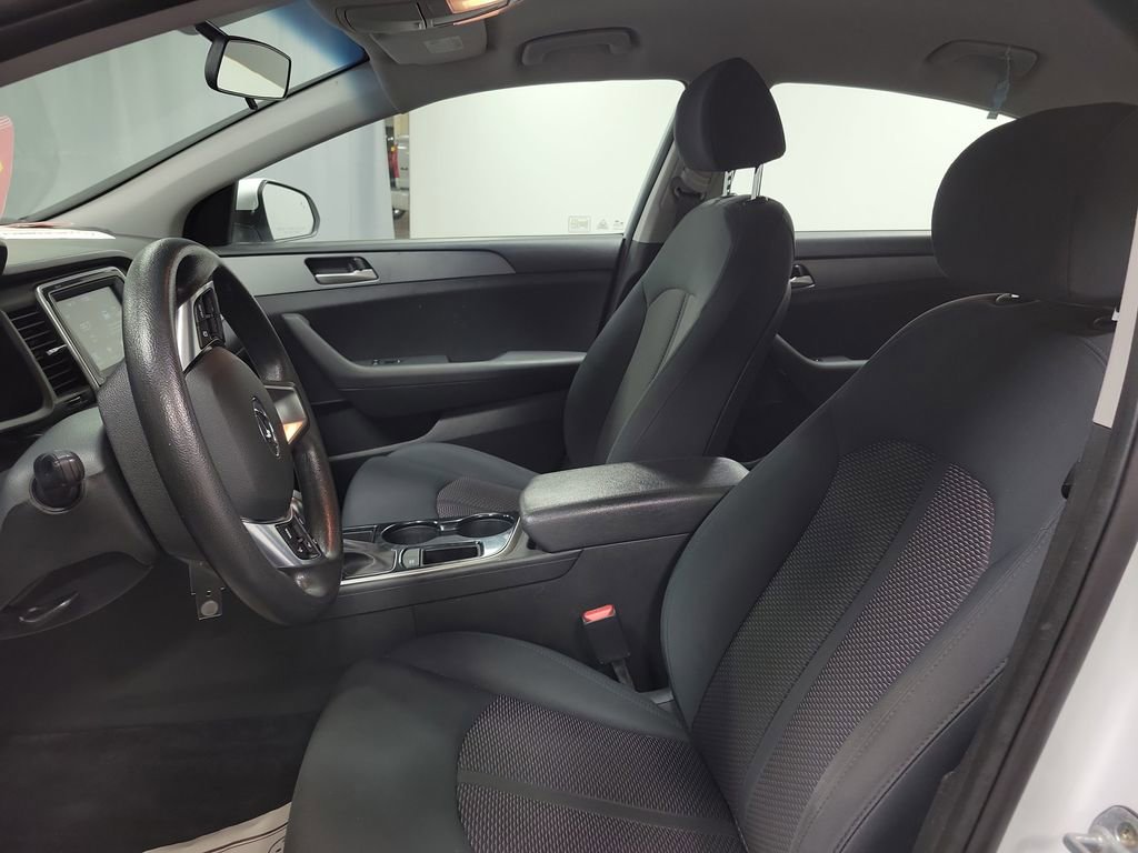 Used 2018 Hyundai Sonata SE image 13