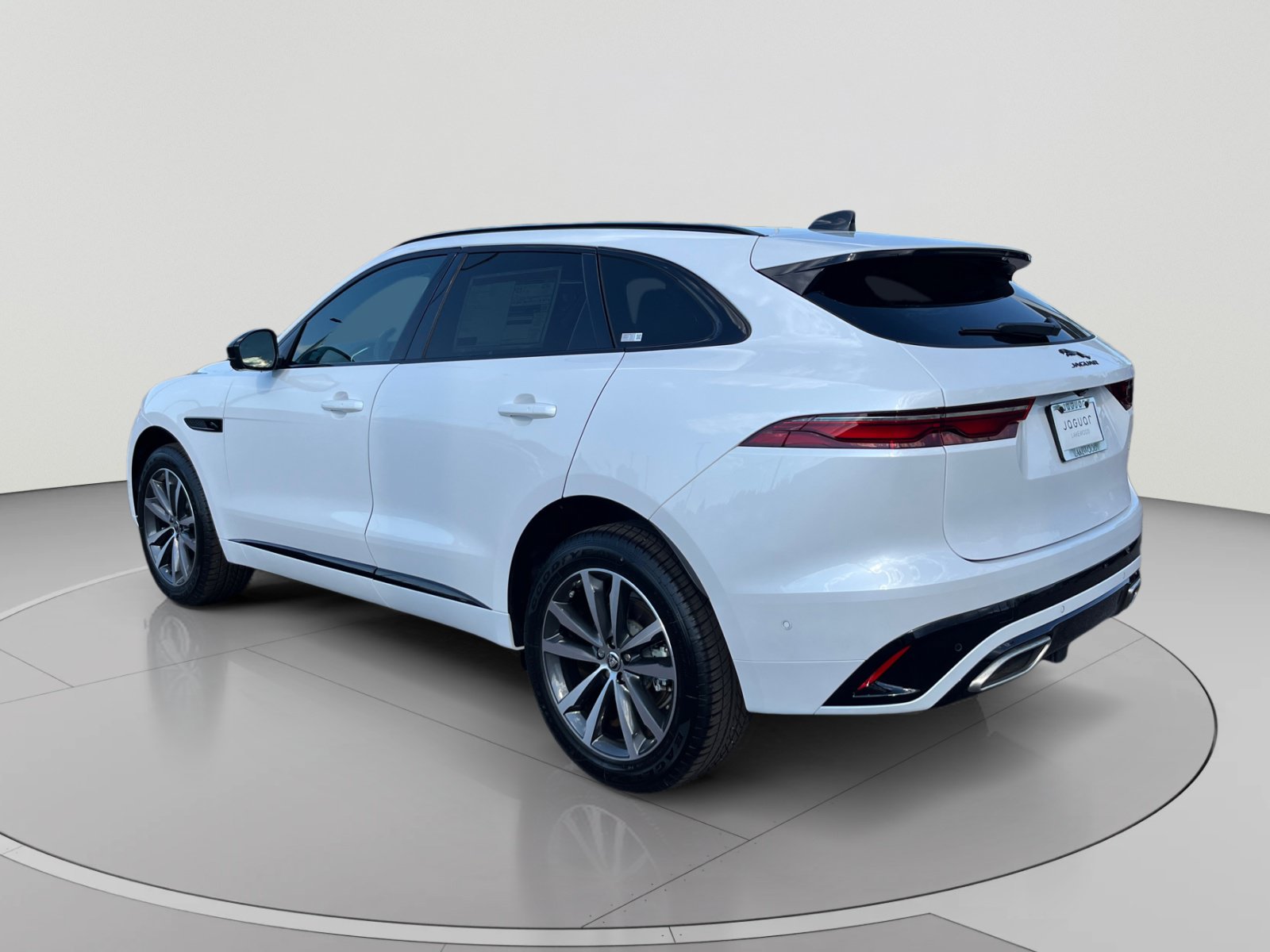 New 2026 Jaguar F-PACE R-Dynamic S AWD/4WD image 3