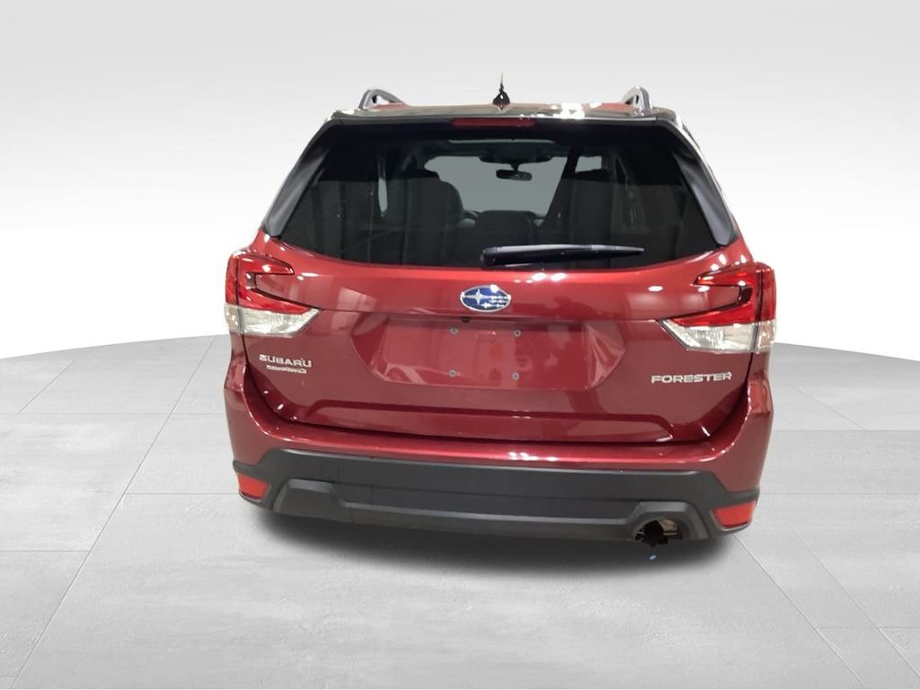 Certified 2024 Subaru Forester Premium image 9