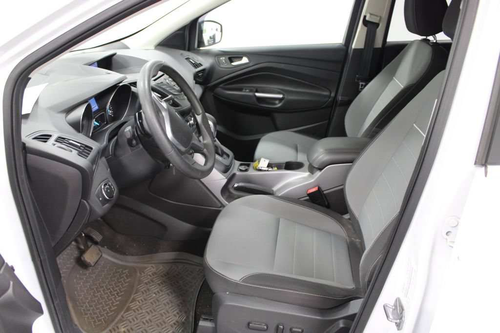 Used 2014 Ford Escape SE FWD image 16