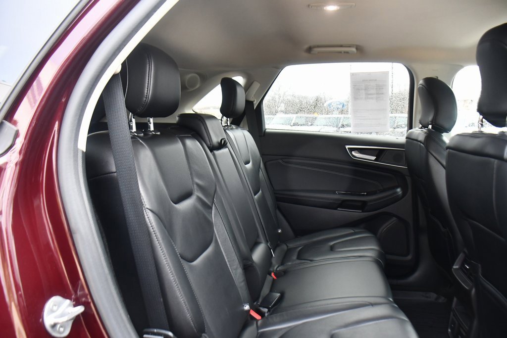 Used 2019 Ford Edge Titanium w/ Cold Weather Package image 17