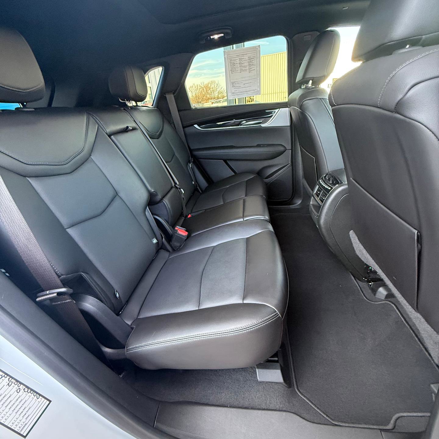 Used 2025 Cadillac XT5 Premium Luxury image 7