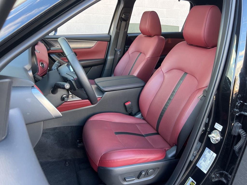 Used 2025 MAZDA CX-70 3.3 Turbo S w/ Premium Package image 22