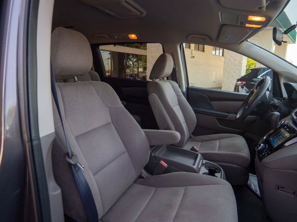 Used 2016 Honda Odyssey SE image 28