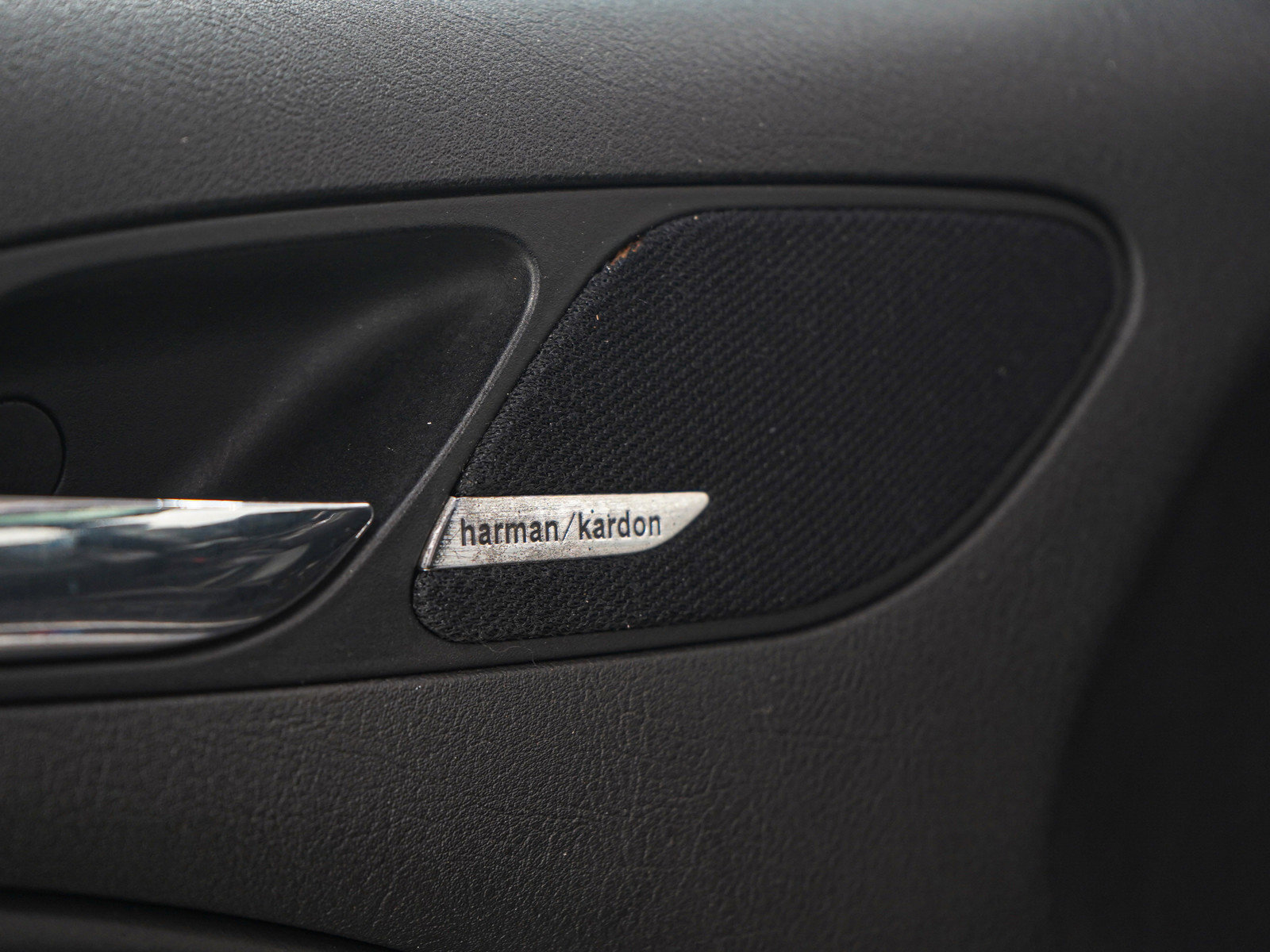 Used 2002 BMW M3 Coupe image 17