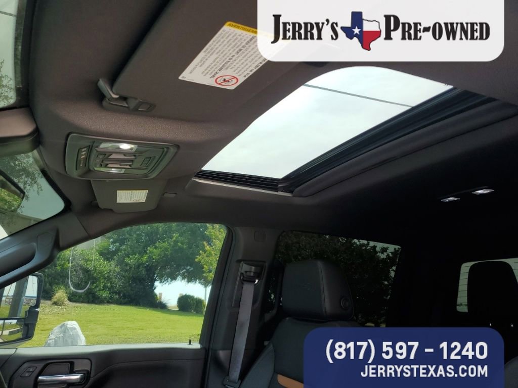 Used 2023 GMC Sierra 2500 AT4 w/ AT4 Premium Plus Package AWD/4WD image 17