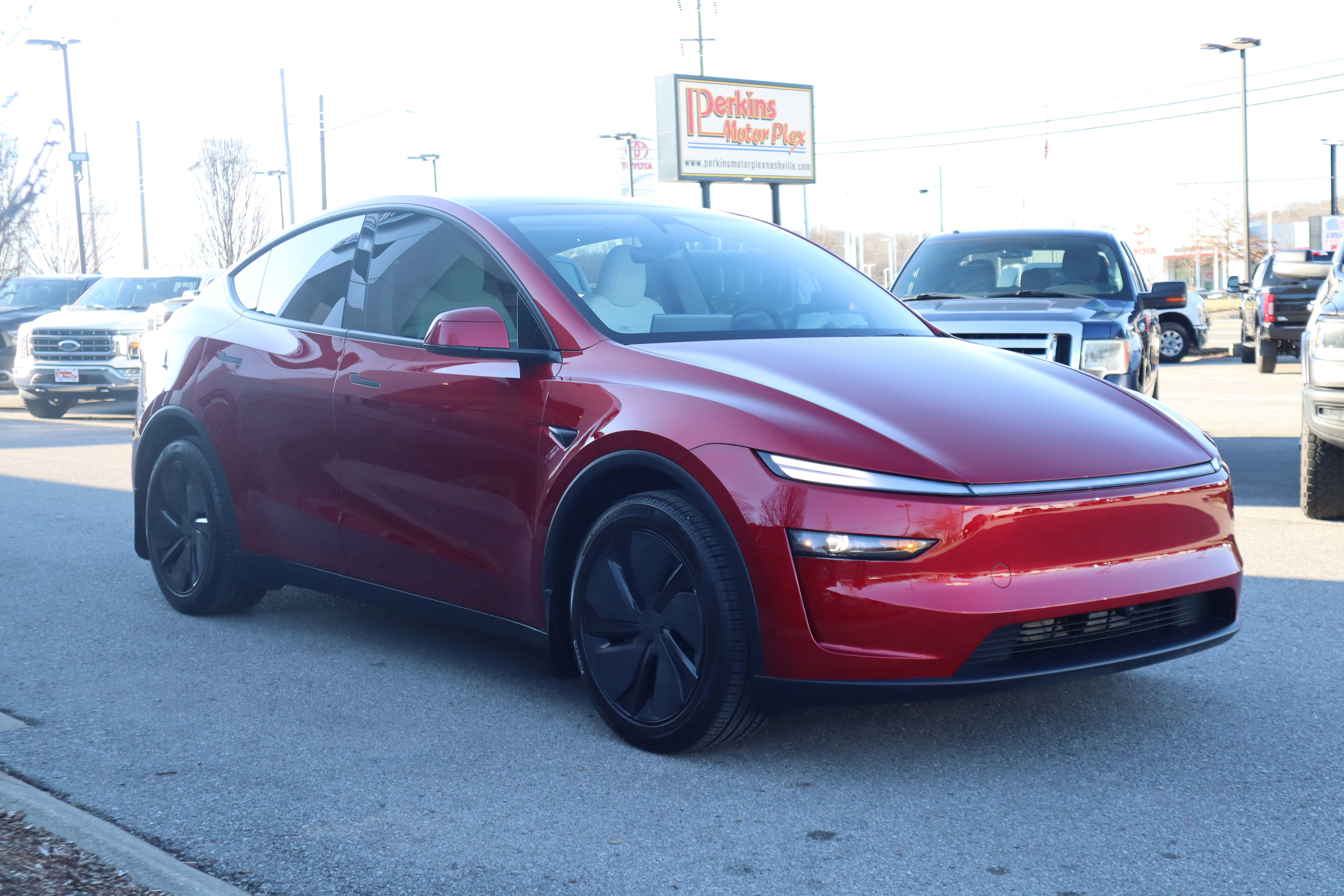Used 2026 Tesla Model Y Long Range image 5