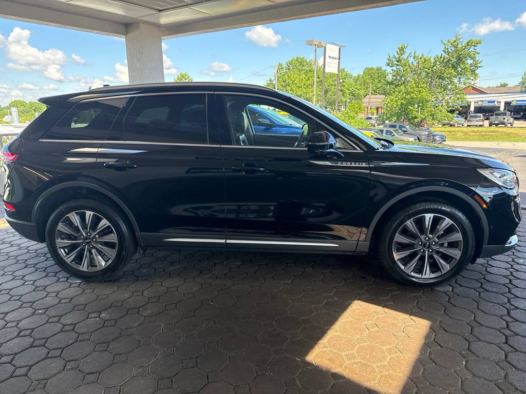 Used 2020 Lincoln Corsair Reserve w/ Equipment Group 201A AWD/4WD image 4