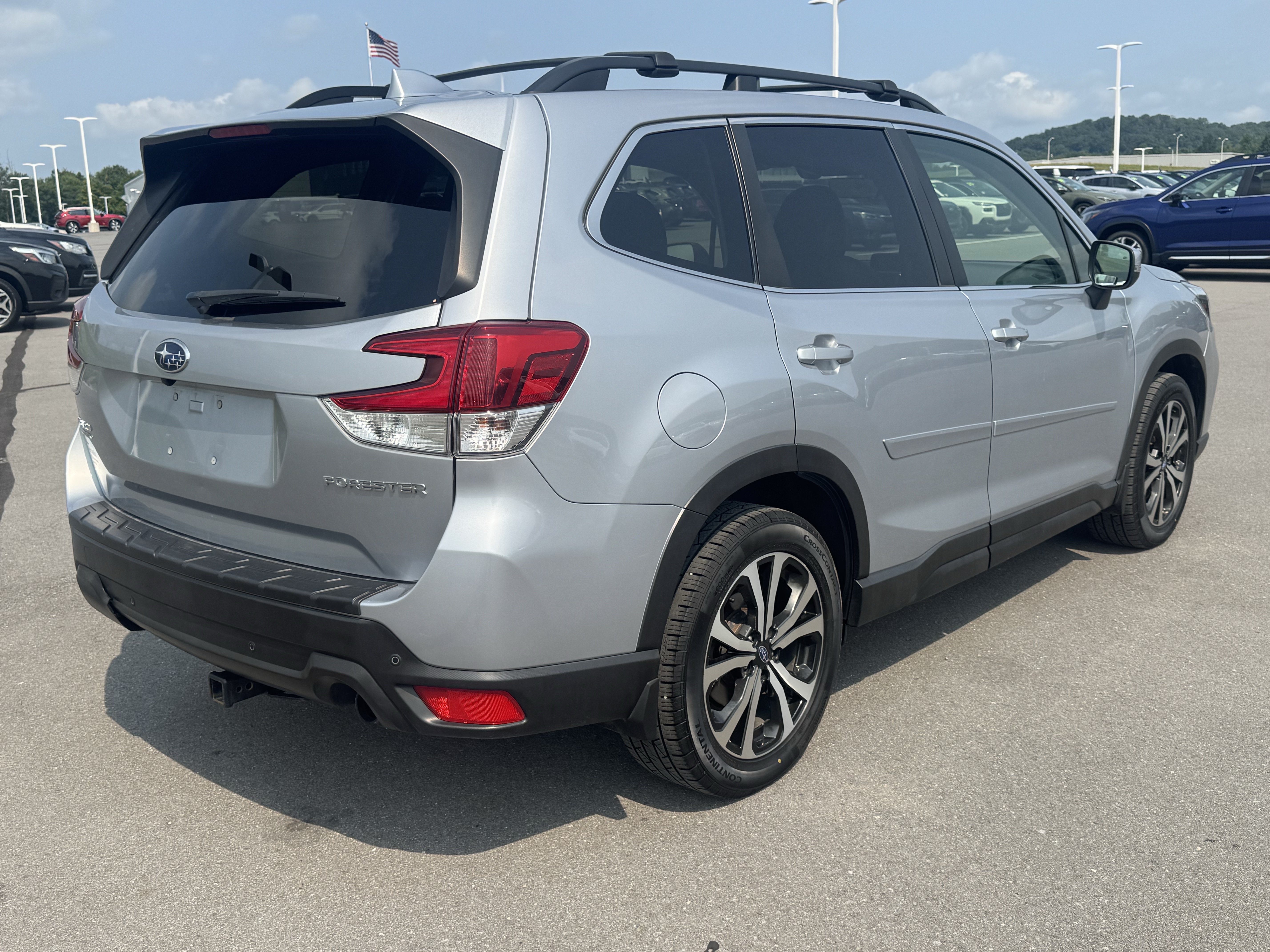 Used 2020 Subaru Forester Limited AWD/4WD image 3