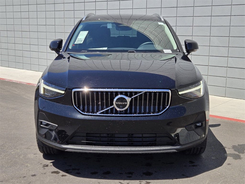 New 2025 Volvo XC40 B5 Plus w/ Protection Package Premier image 5