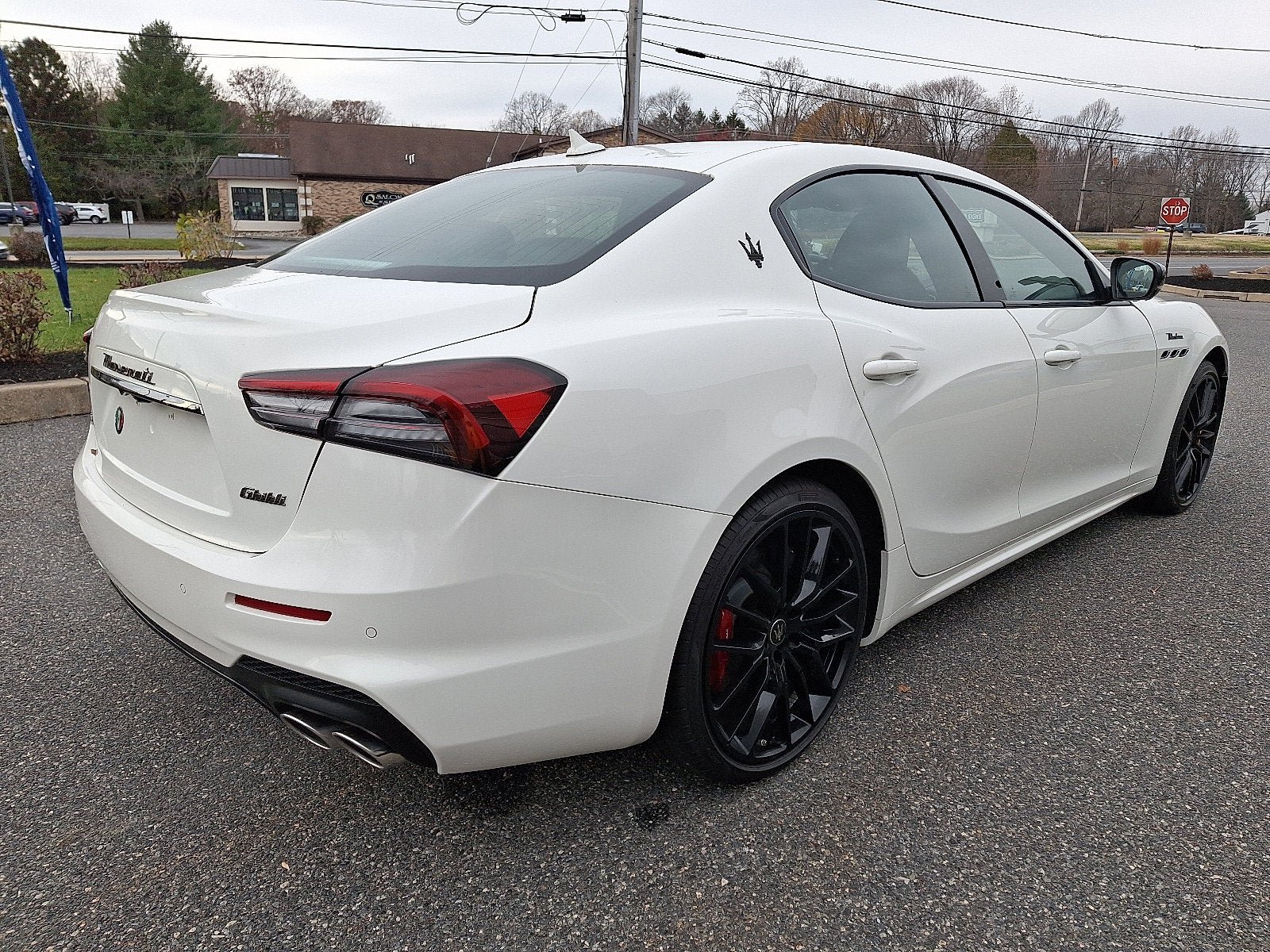 Used 2024 Maserati Ghibli Modena Ultima Q4 AWD/4WD image 3
