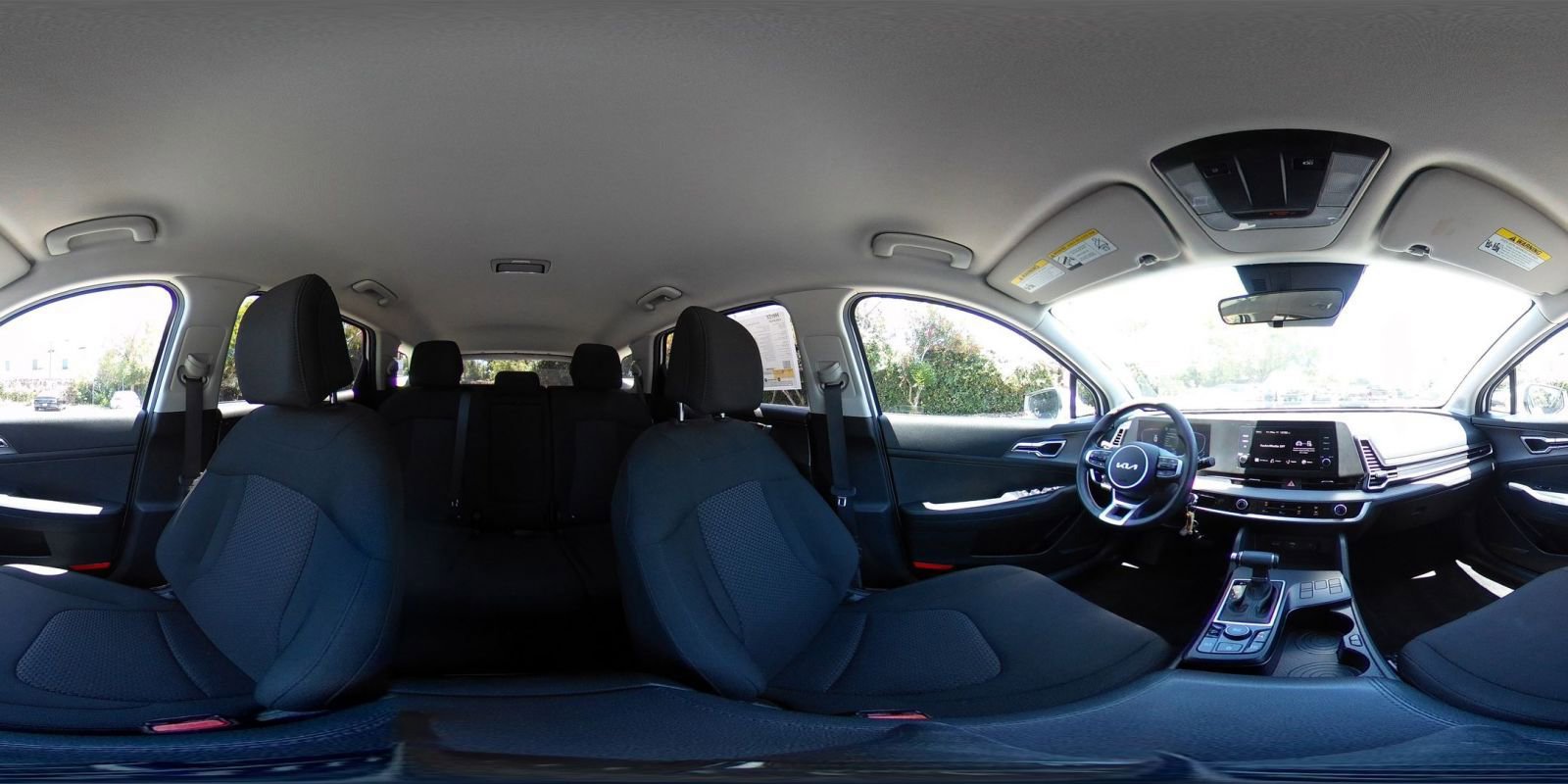 Used 2025 Kia Sportage LX FWD image 41