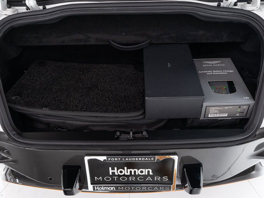 Used 2023 Aston Martin DBS Superleggera Volante image 49