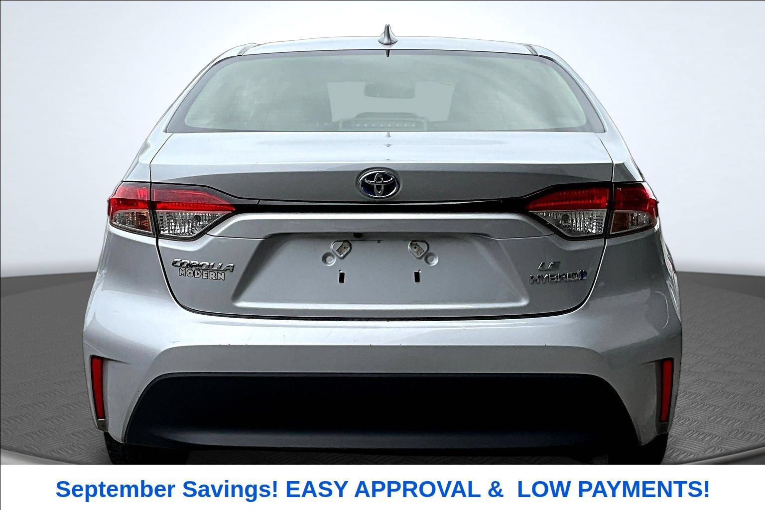 Used 2023 Toyota Corolla LE FWD image 4
