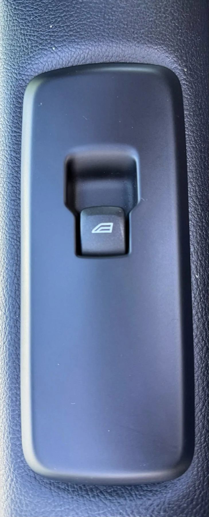 Used 2011 Land Rover LR4 HSE image 31