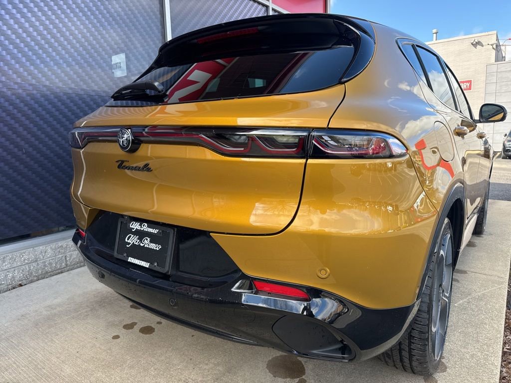 New 2026 Alfa Romeo Tonale Veloce w/ Quick Order Package 23H Volce image 3