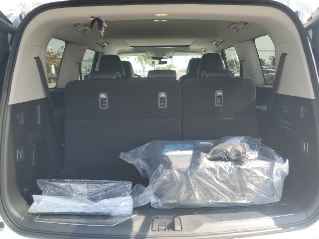 New 2027 INFINITI QX80 Luxe w/ Cargo Package AWD/4WD image 12
