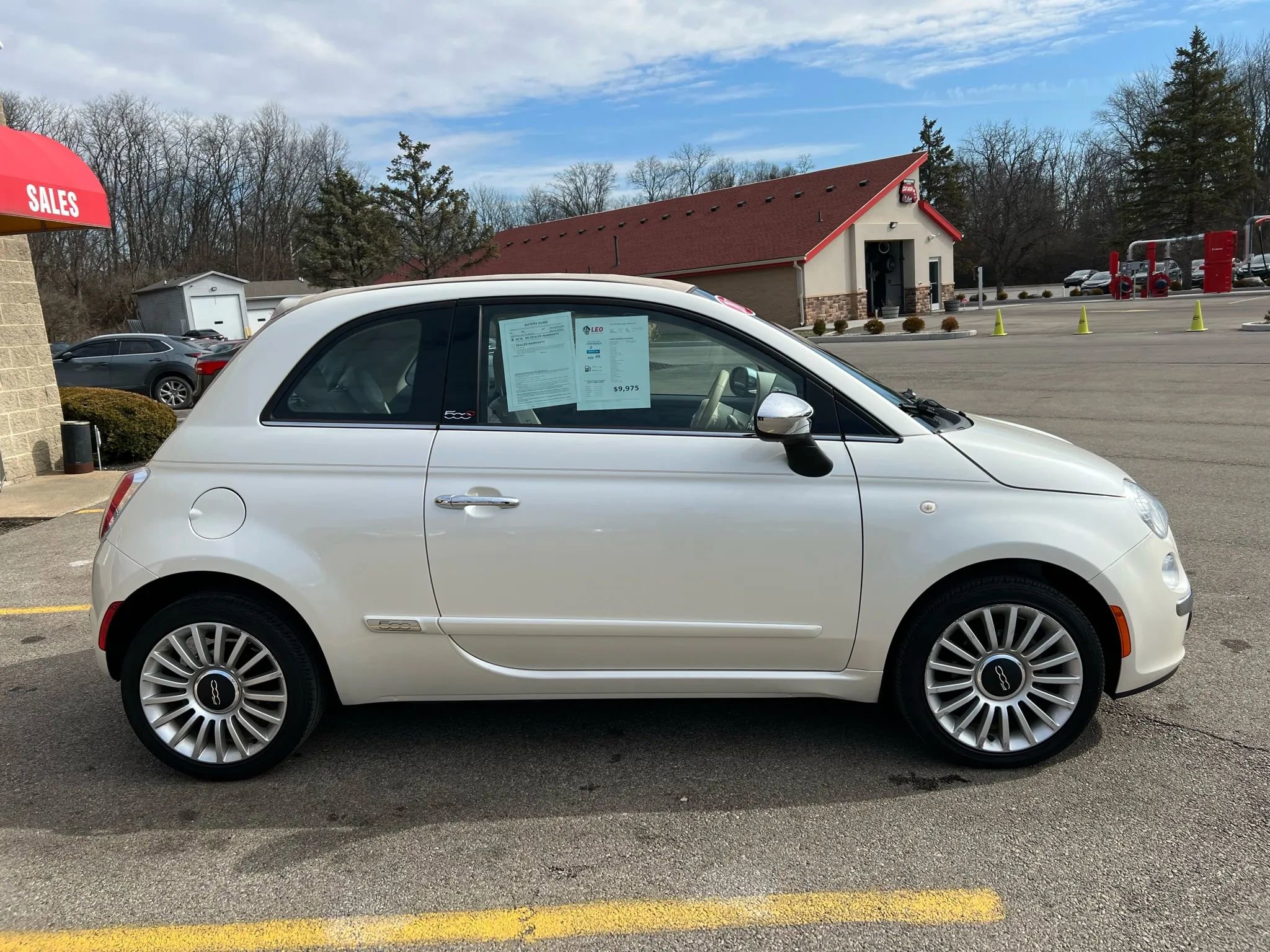 Used 2017 FIAT 500 Lounge image 4
