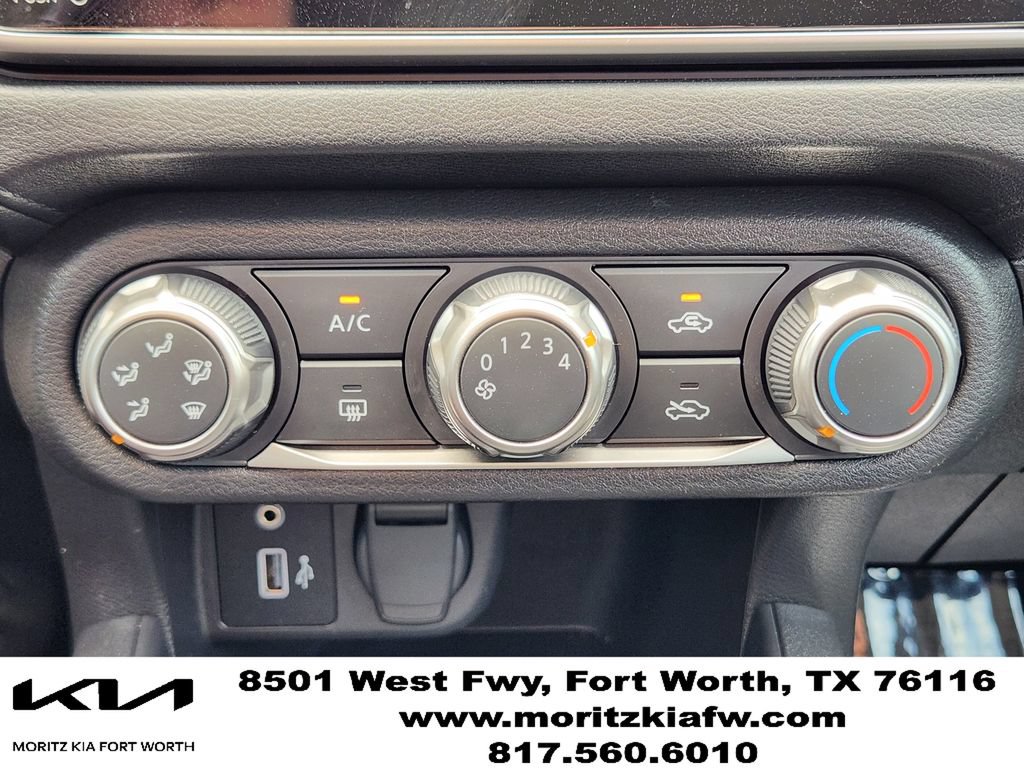Used 2024 Nissan Versa S w/ Trunk Package FWD image 18