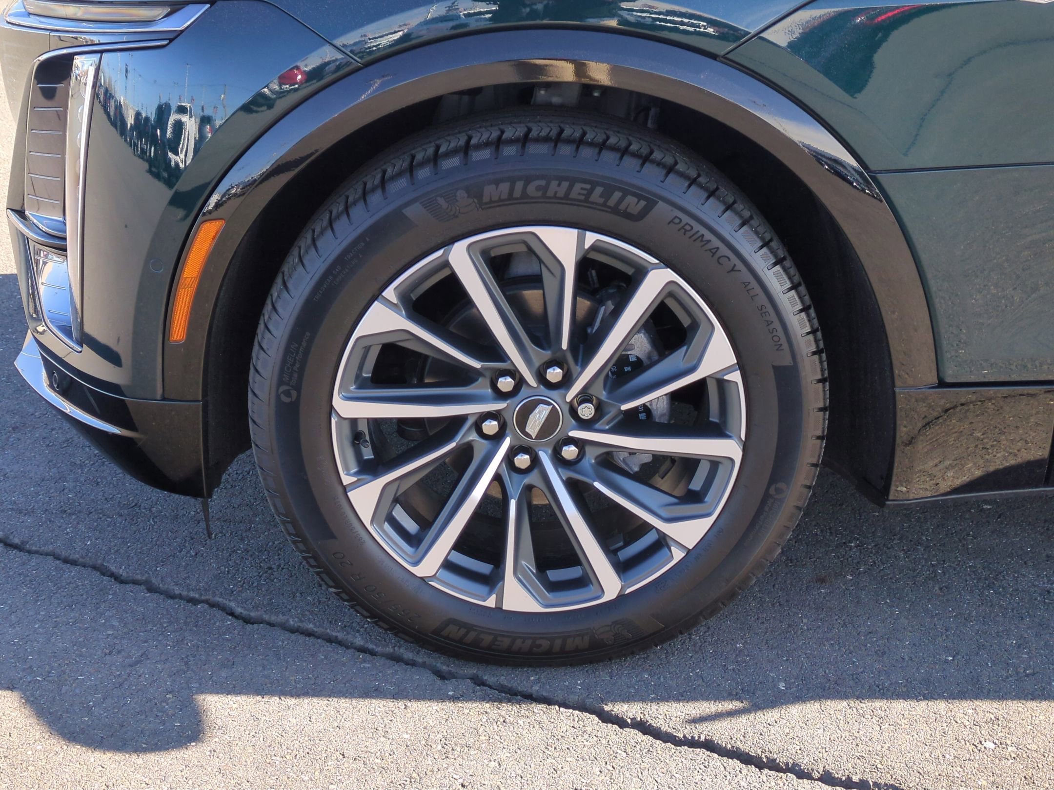 Certified 2024 Cadillac Lyriq Sport w/ Nappa Leather Package image 33