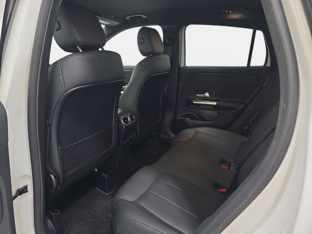 Used 2025 Mercedes-Benz GLA 250 4MATIC image 12