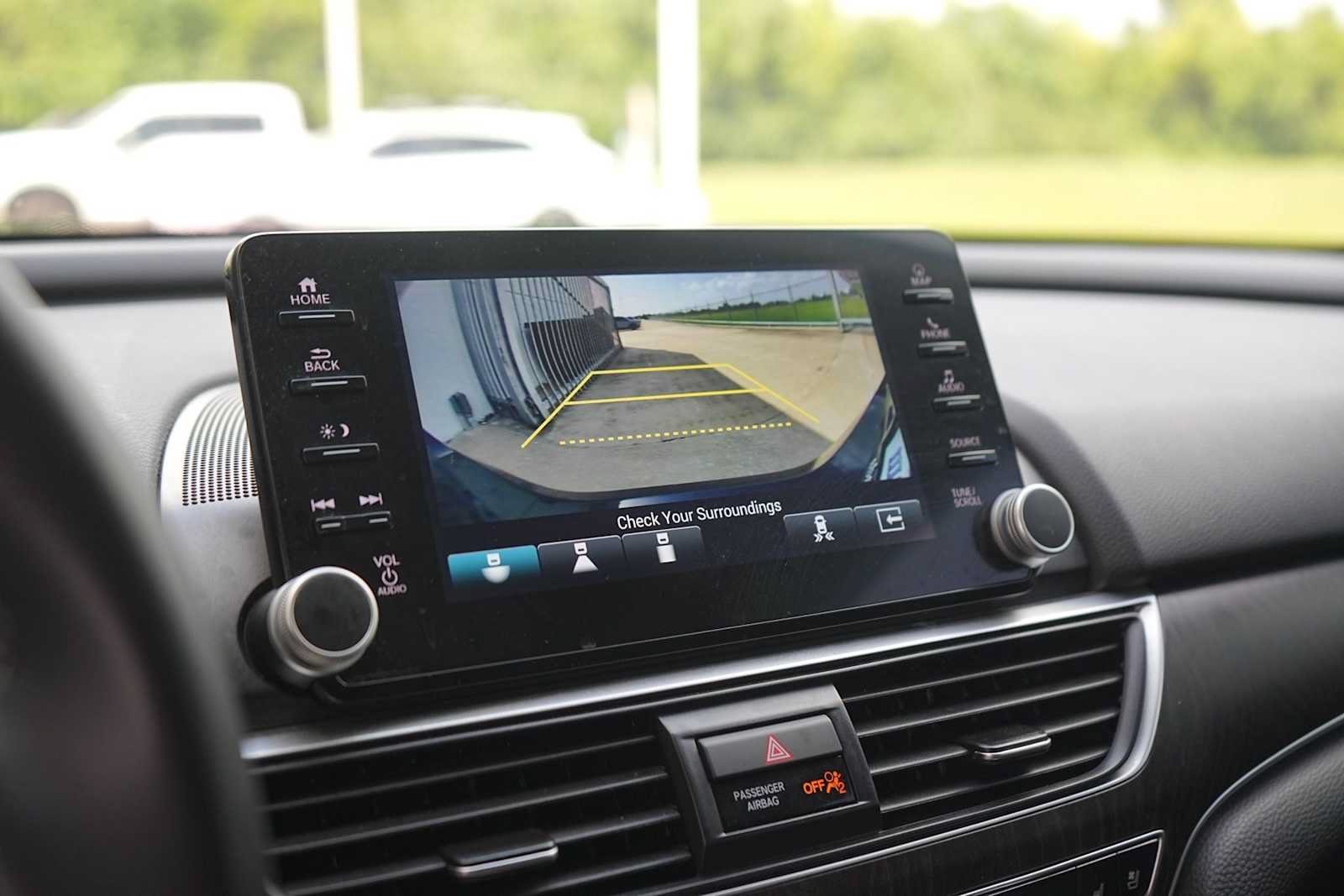 Used 2021 Honda Accord Touring image 26