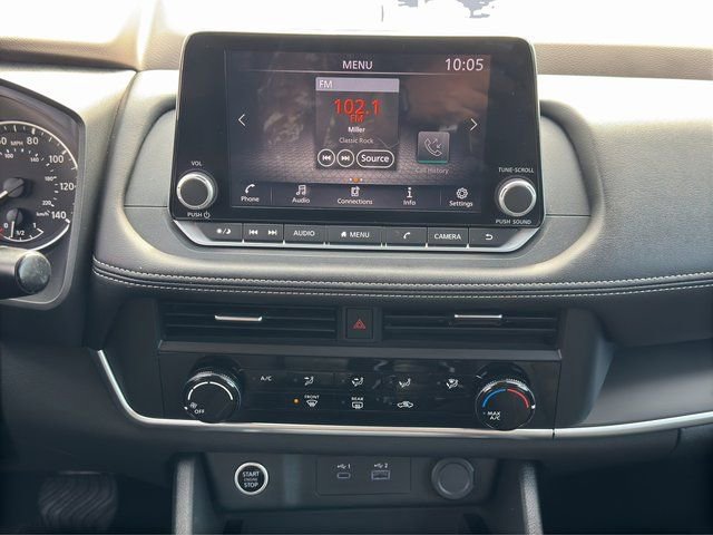 Used 2023 Nissan Rogue S image 20