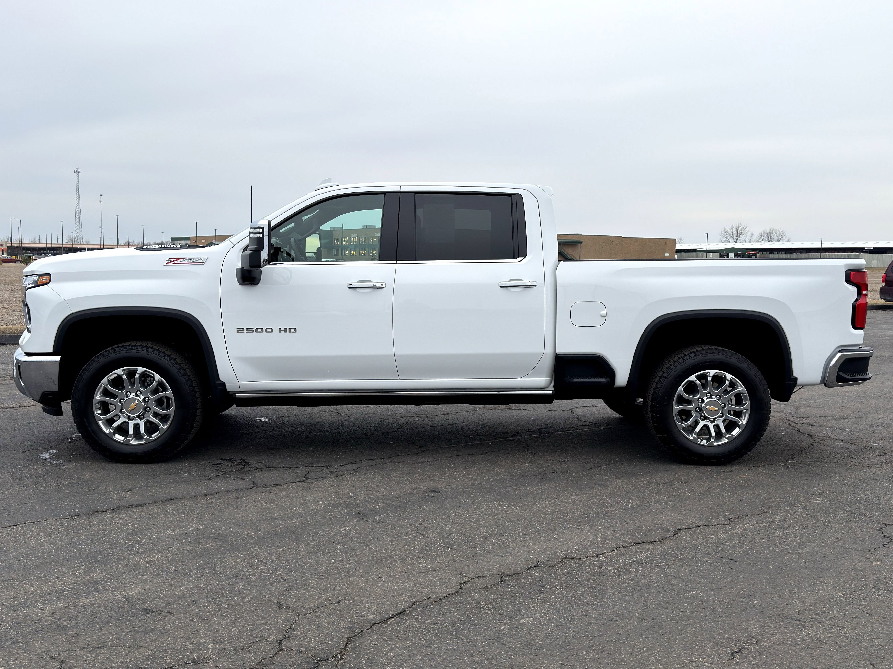 Certified 2025 Chevrolet Silverado 2500 LTZ w/ LTZ Plus Package image 7