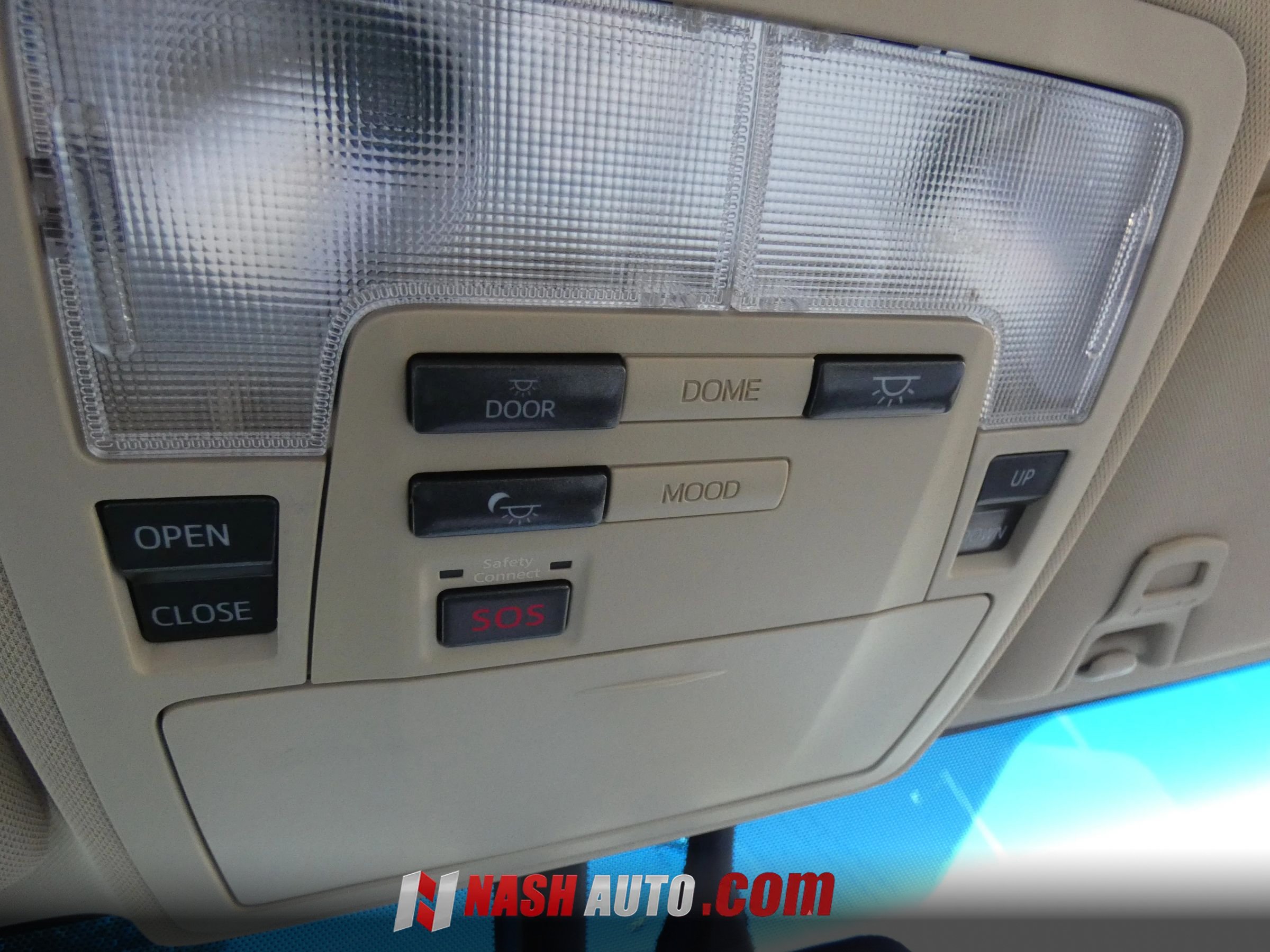 Used 2013 Toyota Avalon Limited FWD image 65