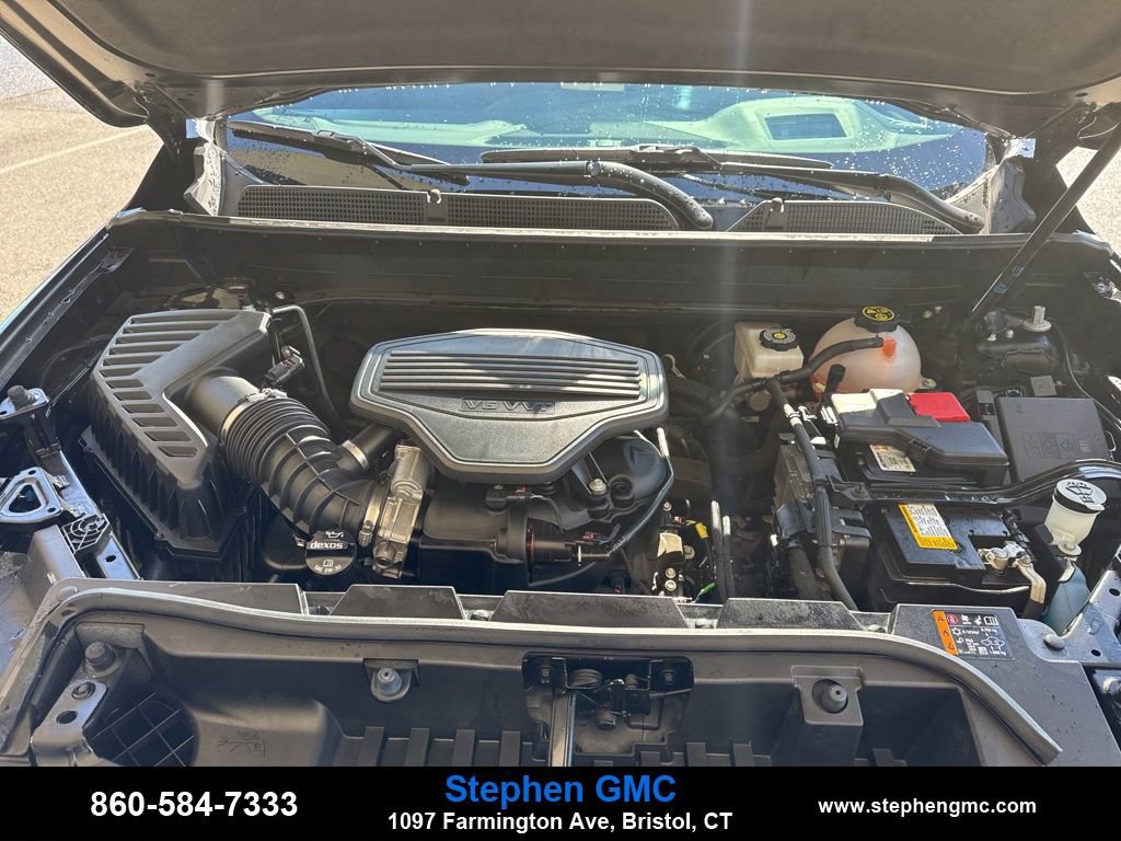 Used 2023 GMC Acadia AT4 w/ Technology Package image 24